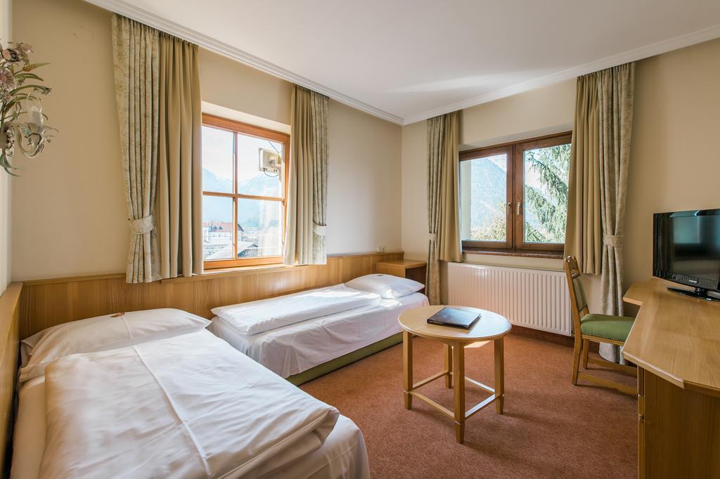 Gaestehaus Reiter Golling an der Salzach Buitenkant foto